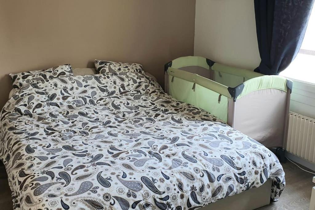 Appartement De Charme Et Familial A Caen Eksteriør bilde