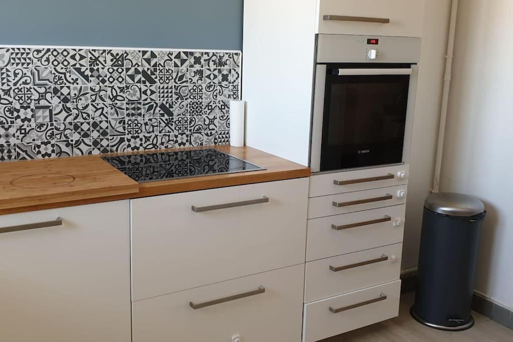 Appartement De Charme Et Familial A Caen Eksteriør bilde